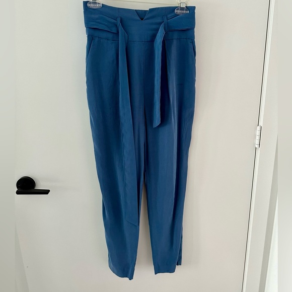 Dynamite Paperbag High Waisted Pants - Picture 4 of 4